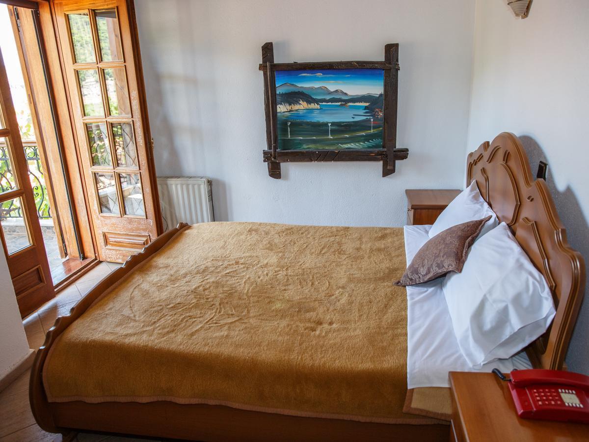 Hotel Arhontiko à Psarades Extérieur photo